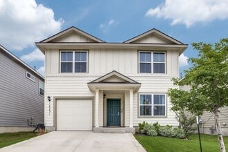 Building Photo - Beautiful 5-Bedroom Home in Riverstone at Westpointe