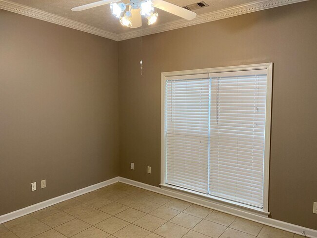 Building Photo - Highland Ridge Neighborhood in Prattville