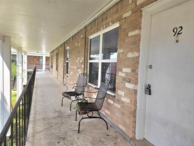 Building Photo - 3535 NASA Road 1