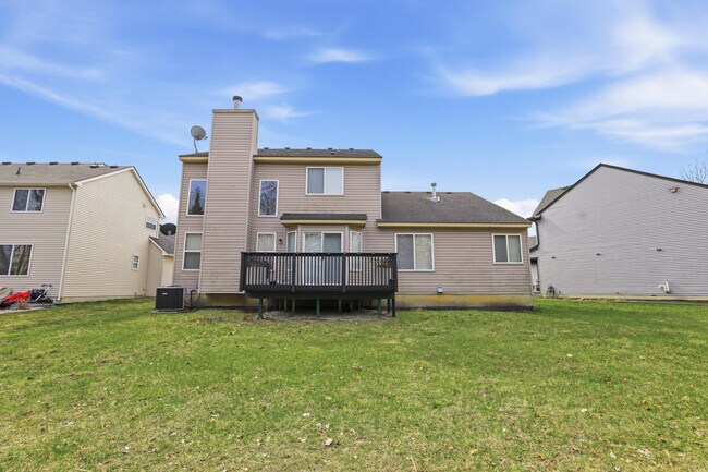 Building Photo - 35900 Abbey Dr