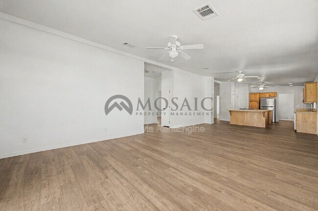 Building Photo - 1625 S 74th St