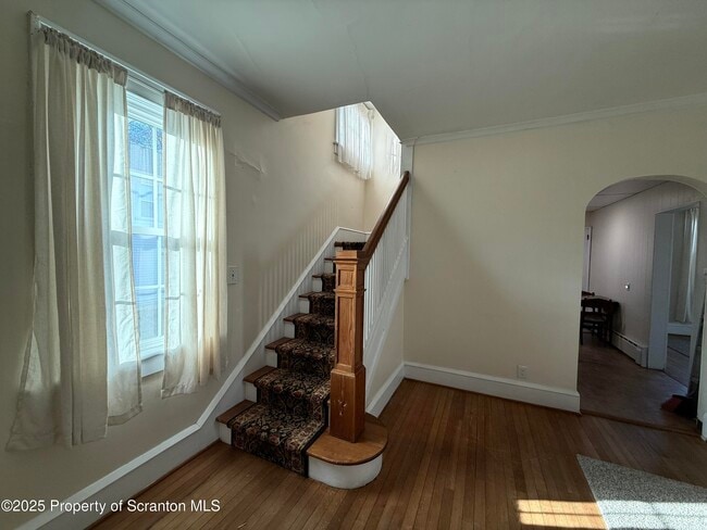 Building Photo - 301 Monument Ave