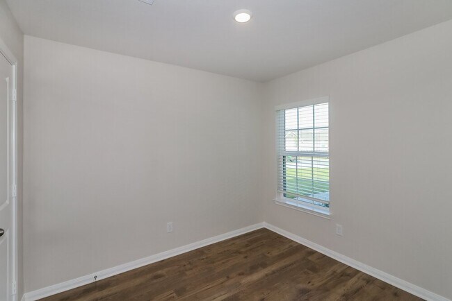 Building Photo - 7542 Tipton Meadow Way