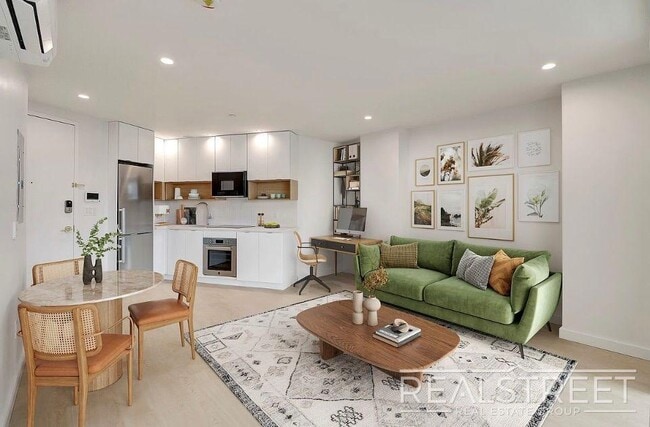 Building Photo - 280 Meeker Ave