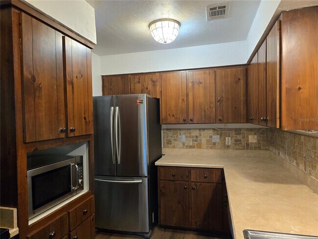 Building Photo - 8502 SW 52 Pl