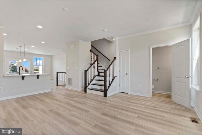 Building Photo - 1727 Evansberry Dr