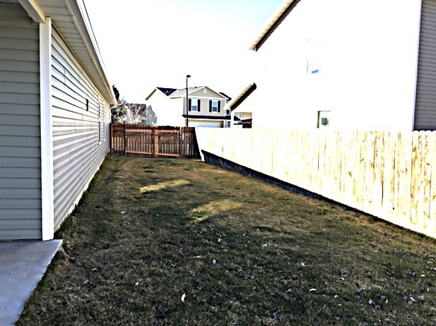 Building Photo - 9478 W Stonewood Dr