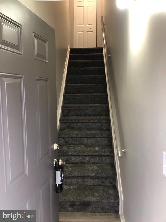 Building Photo - 1320 Afton Ct