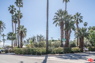 Building Photo - 73415 Royal Palm Dr