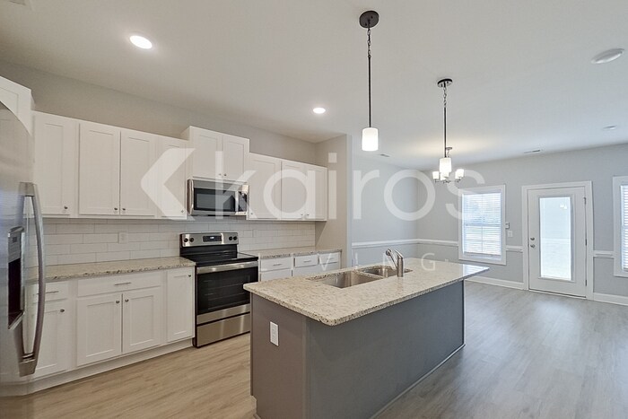 Building Photo - 3708 Oak Leaf Wy