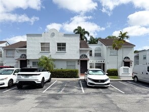 Building Photo - 9747 NW 48th Terrace