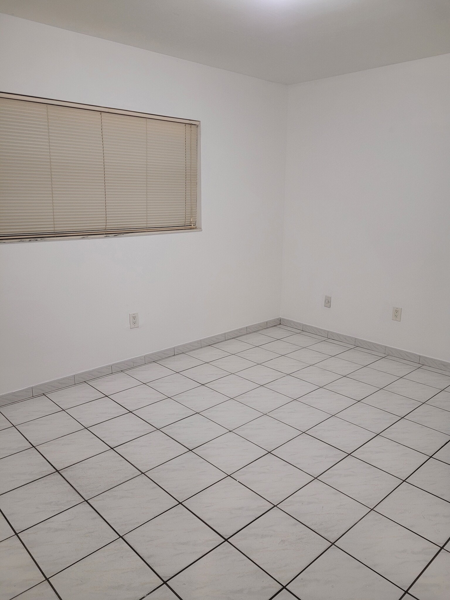 Guess Bedroom - 8615 NW 8th St