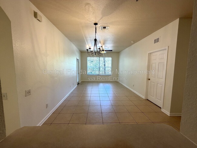 Building Photo - 6084 Stevenson Dr