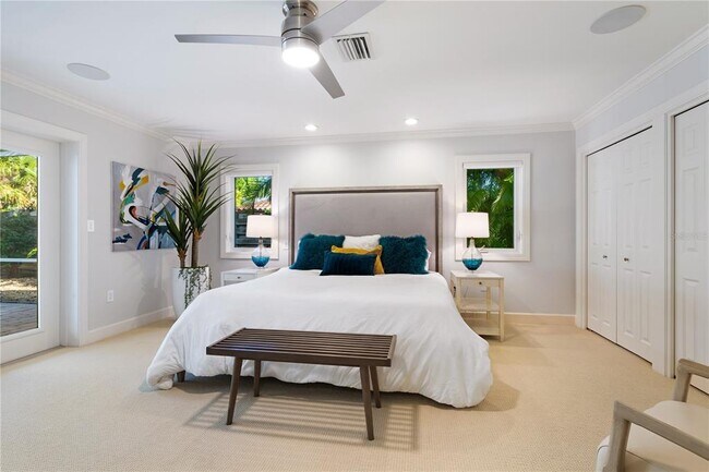 Building Photo - 606 Owl Way