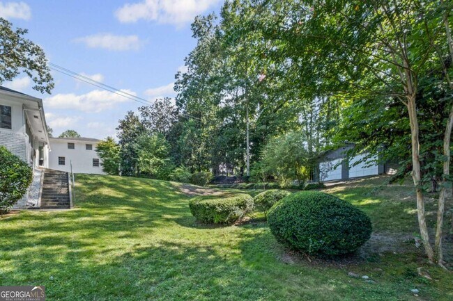 Building Photo - 460 Riverside Pkwy