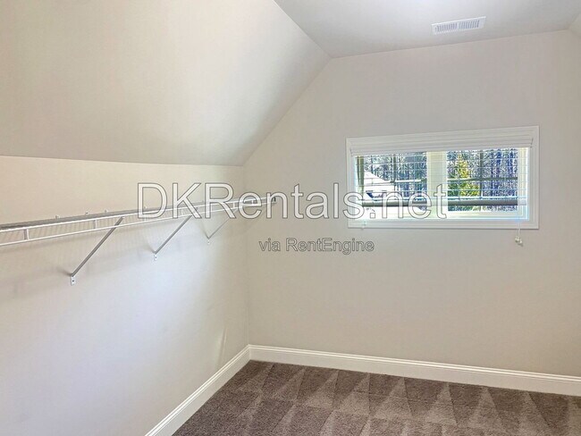 Building Photo - 582 Warrenton Run Dr
