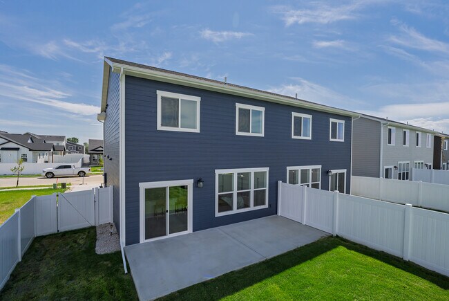 Building Photo - 1116 Buffalo Xing Dr