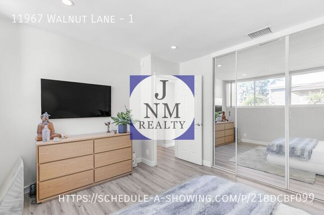 Building Photo - Newly remodeled modern 2 Bed + 1.5 Bath tw...