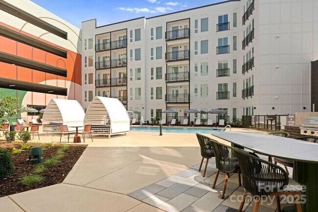 Building Photo - 4101 Raleigh St