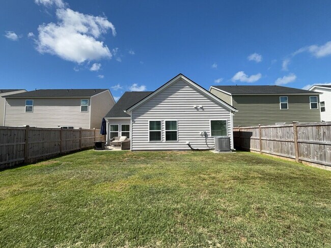 Building Photo - 135 Wood Sage Run