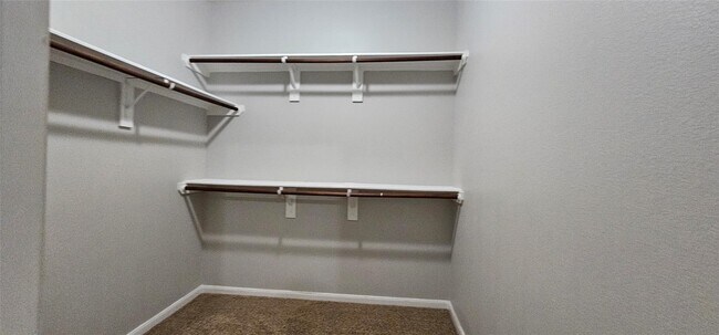 Building Photo - 6027 Turner Shadow Ln