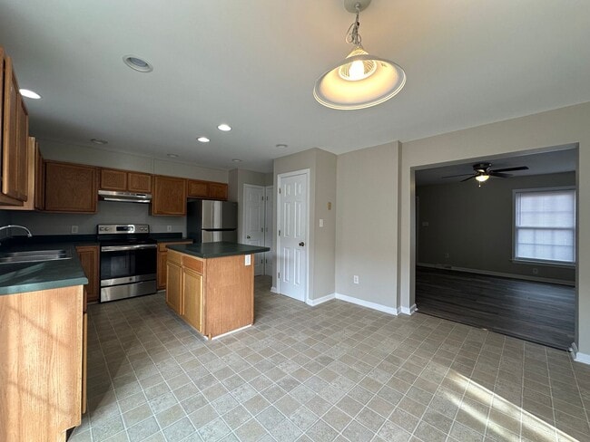 Building Photo - 150 Morristown Rd