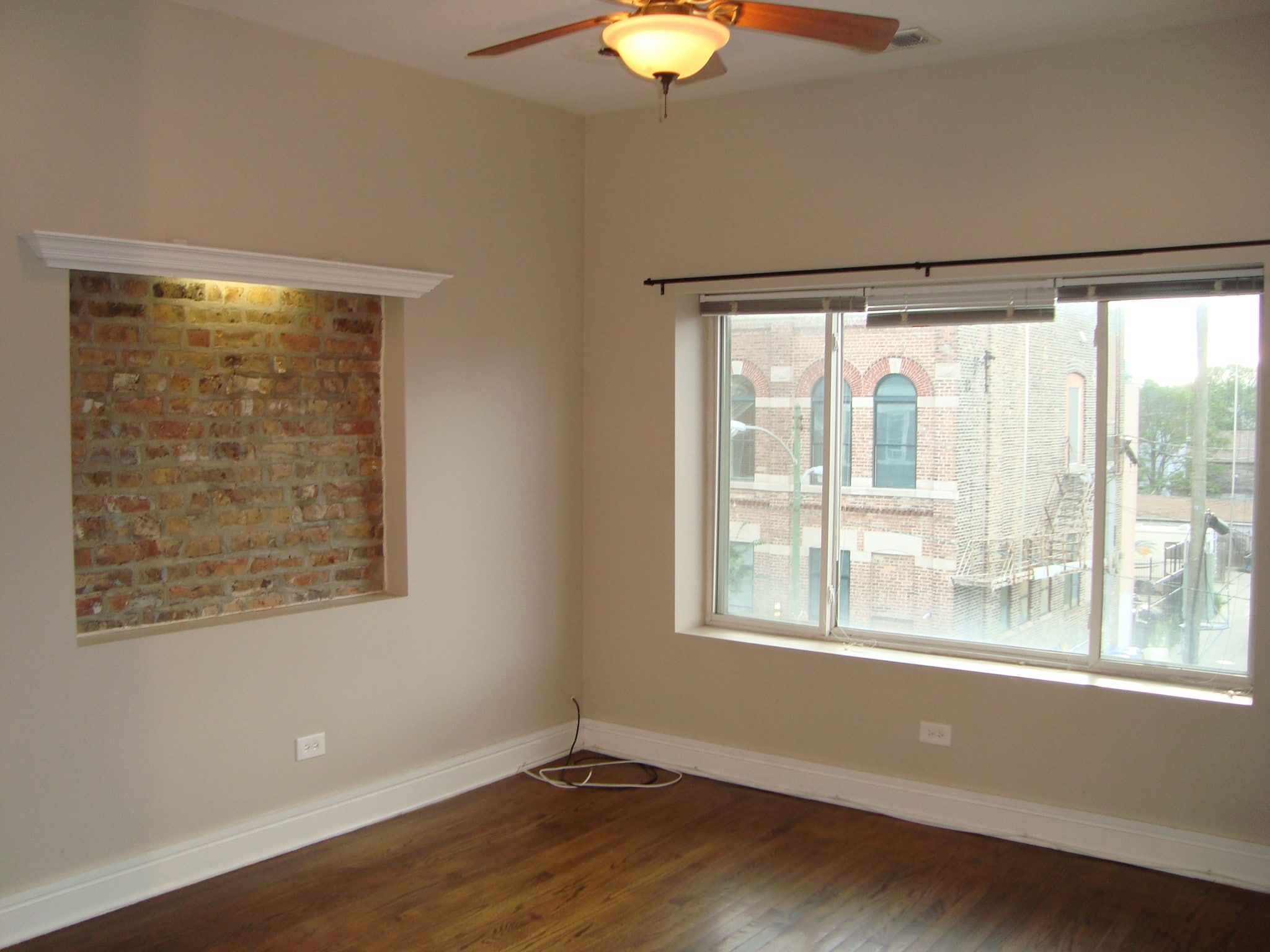 Livingroom - 1914 S Leavitt St