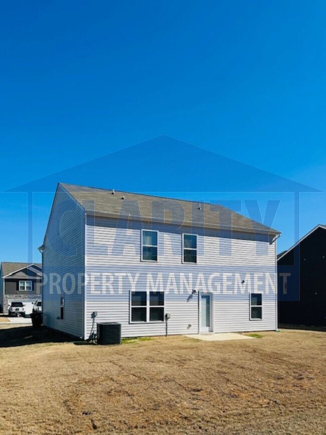 Building Photo - April’s Rent Is On Us – Apply Now!!