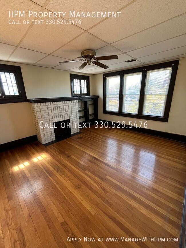 Building Photo - 11 S Highland Ave