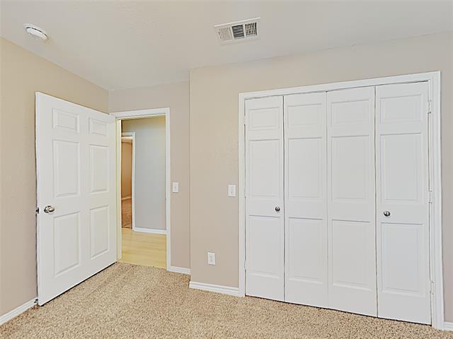 Building Photo - 1804 Mercedes Pl