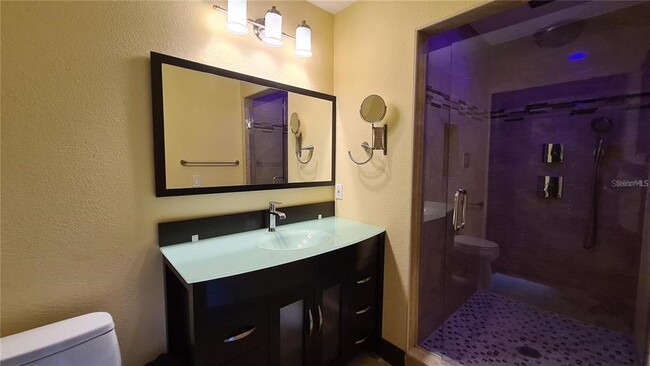 Building Photo - 1515 S West Shore Blvd