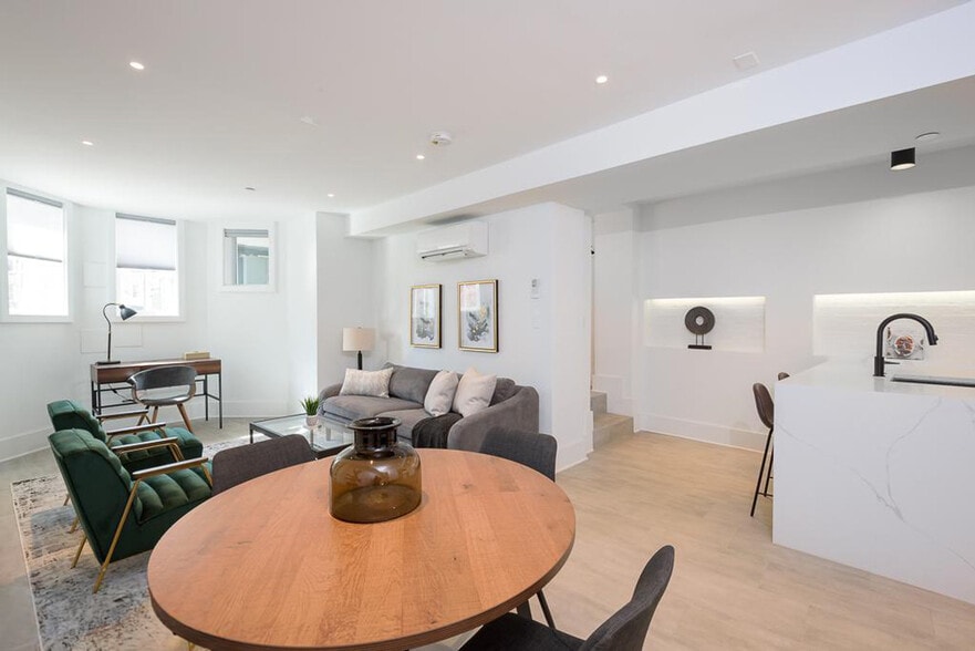 Building Photo - 1936 Calvert St NW