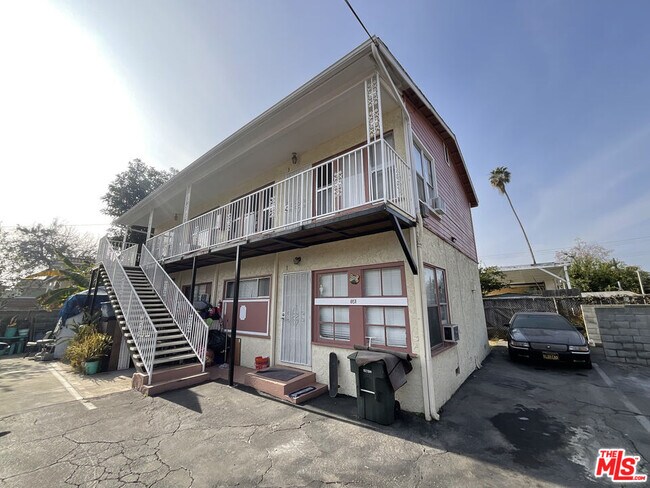 Building Photo - 849 Garfield Ave
