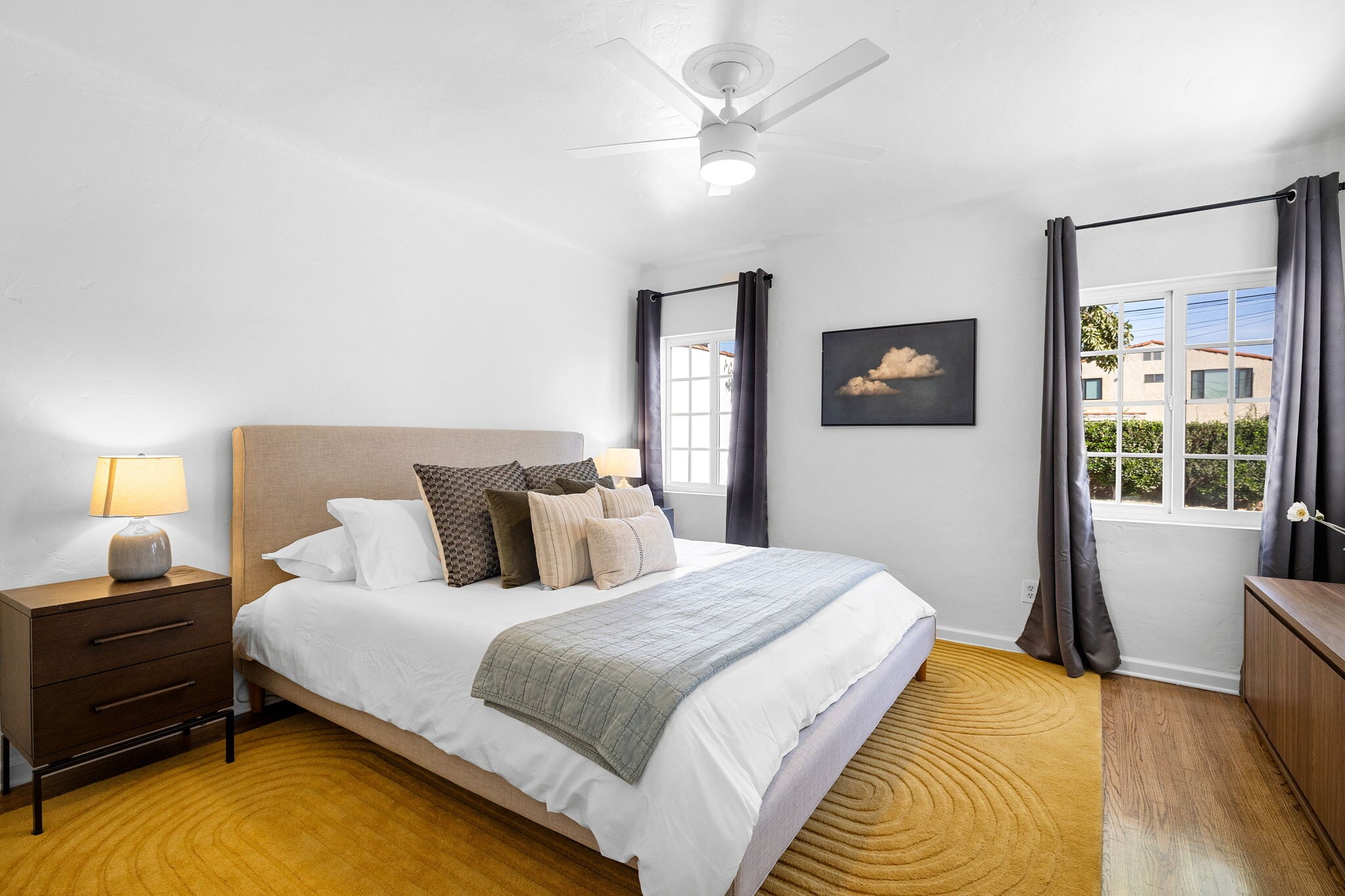 Building Photo - 3758 Gaviota Ave