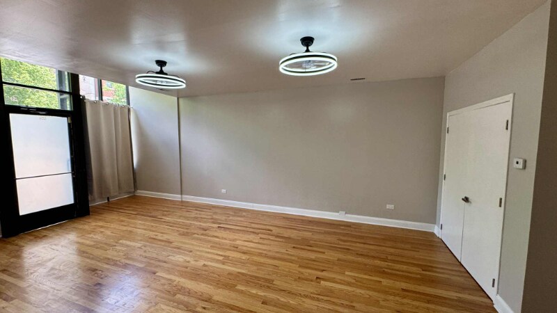 Building Photo - 1254 N Bosworth Ave