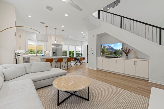 Building Photo - 20847 Acorn Cir