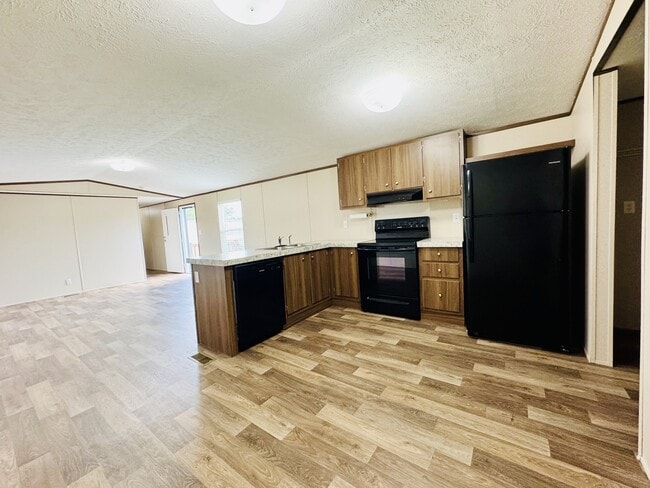 Building Photo - 134 Blissful Ct