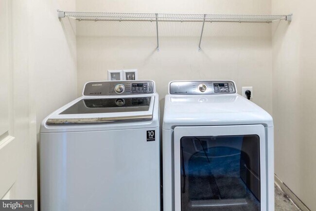 Building Photo - 22559 Clarksburg Rd