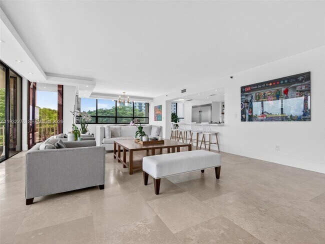 Building Photo - 11113 Biscayne Blvd