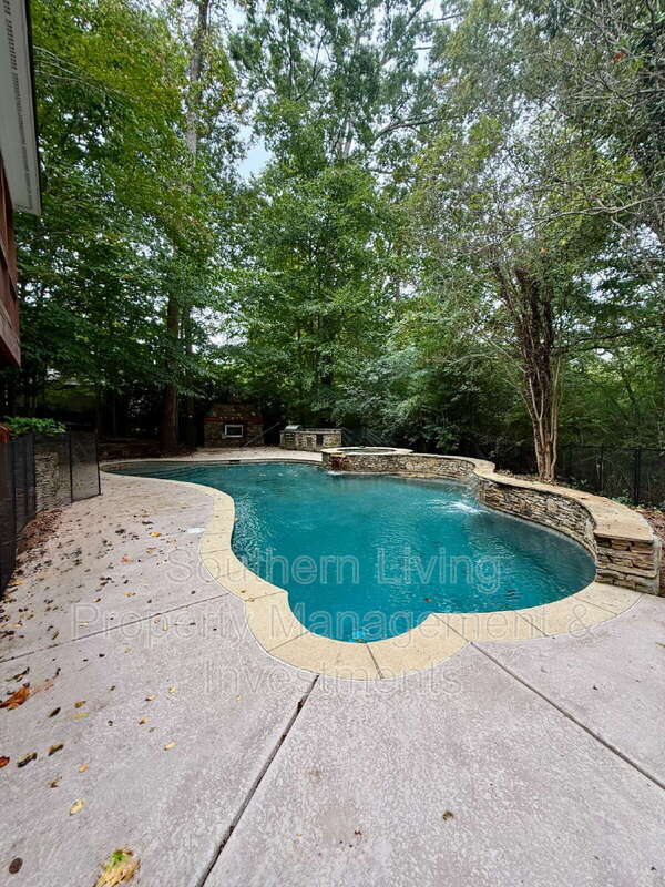 Building Photo - 1806 Asbury Hall Ct