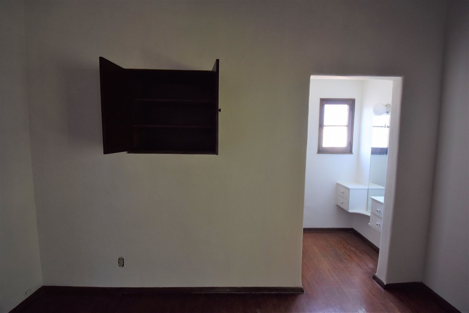 Building Photo - 1008 Orange Grv Ave