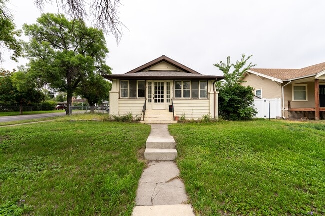 Primary Photo - 2526 1st Ave N
