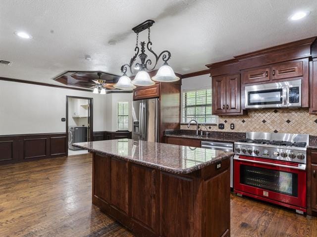 Building Photo - 922 Beverly Ct
