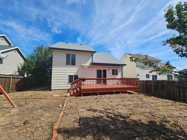 Building Photo - 3 Bed 2 bath house Off Stetson Hills in 80922!