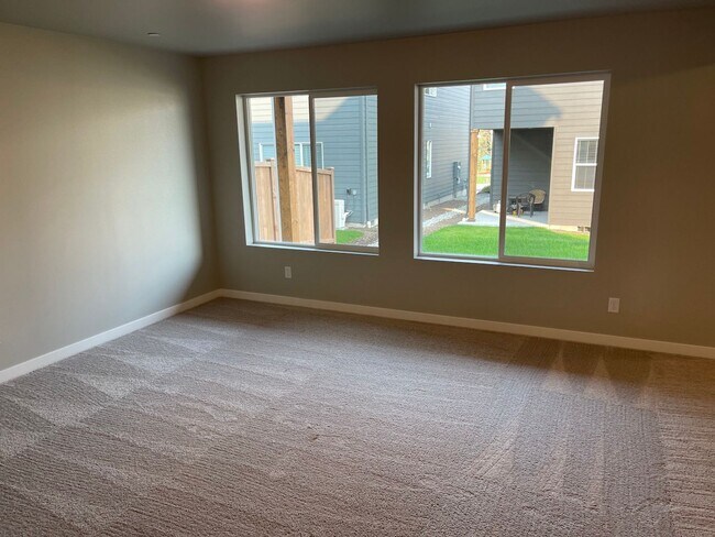 Building Photo - Beautiful New 5BD/4BTH Bella Cresta Home f...