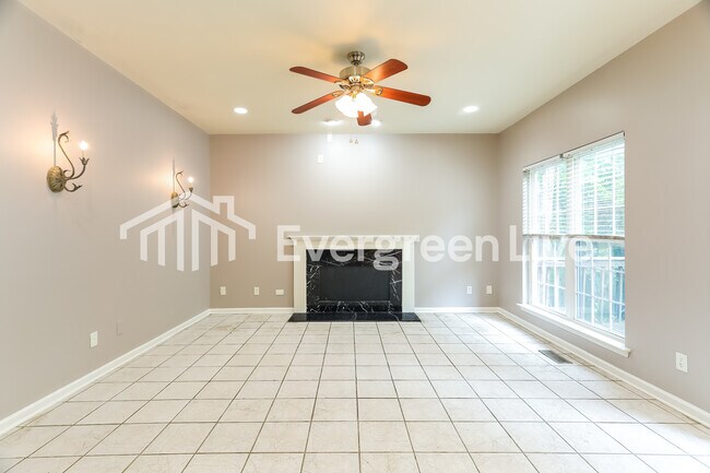 Building Photo - 6224 Pinebrook Cir