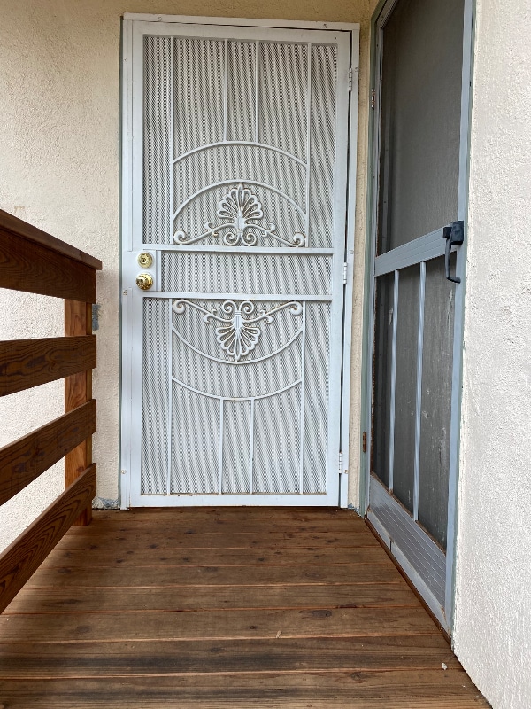 Building Photo - 2110 Wilton Dr