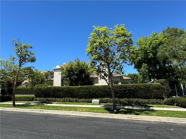 Building Photo - 19 Vernon