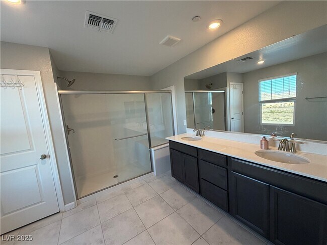 Building Photo - 2617 Gallarate Dr