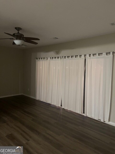 Building Photo - 2 Fairway Ln